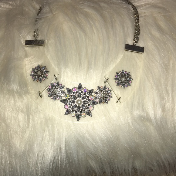 Super sparkly statement necklace - Picture 3 of 3